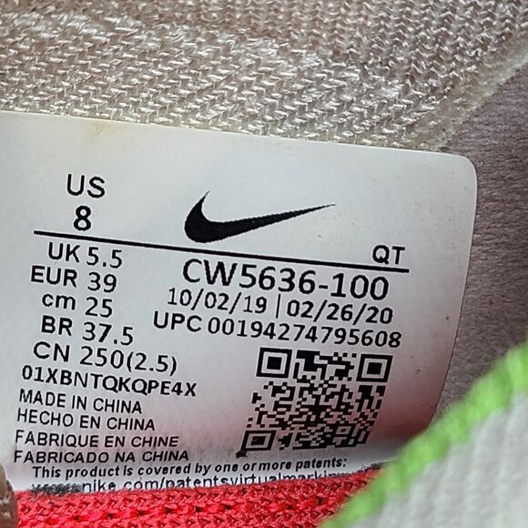 Nike React Infinity Run Flyknit 1 CW5636-100 Women’s Size 8 White Volt Track - Picture 8 of 10